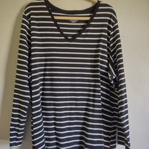 Lane Bryant Black and White Stripe Top 26/28